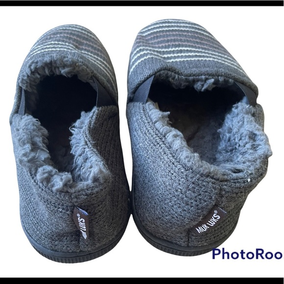 Muk Luks Men's Plush Christopher Slip-on Slippers - Picture 2 of 6